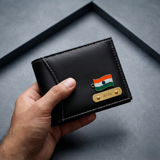 Personalised Men's Hornbul Wallet With Golden Charm, Name tag, Multiple Card Slots and Currency Compartment.