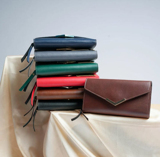 Women's 3 Fold Clutch Leather Wallet, Personalized Name Plate, Zipper Closure.